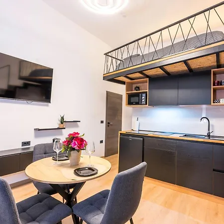 Alter 26 Urban With Free Parking - Happy Apartment *
