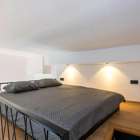 Alter 26 Urban With Free Parking - Happy